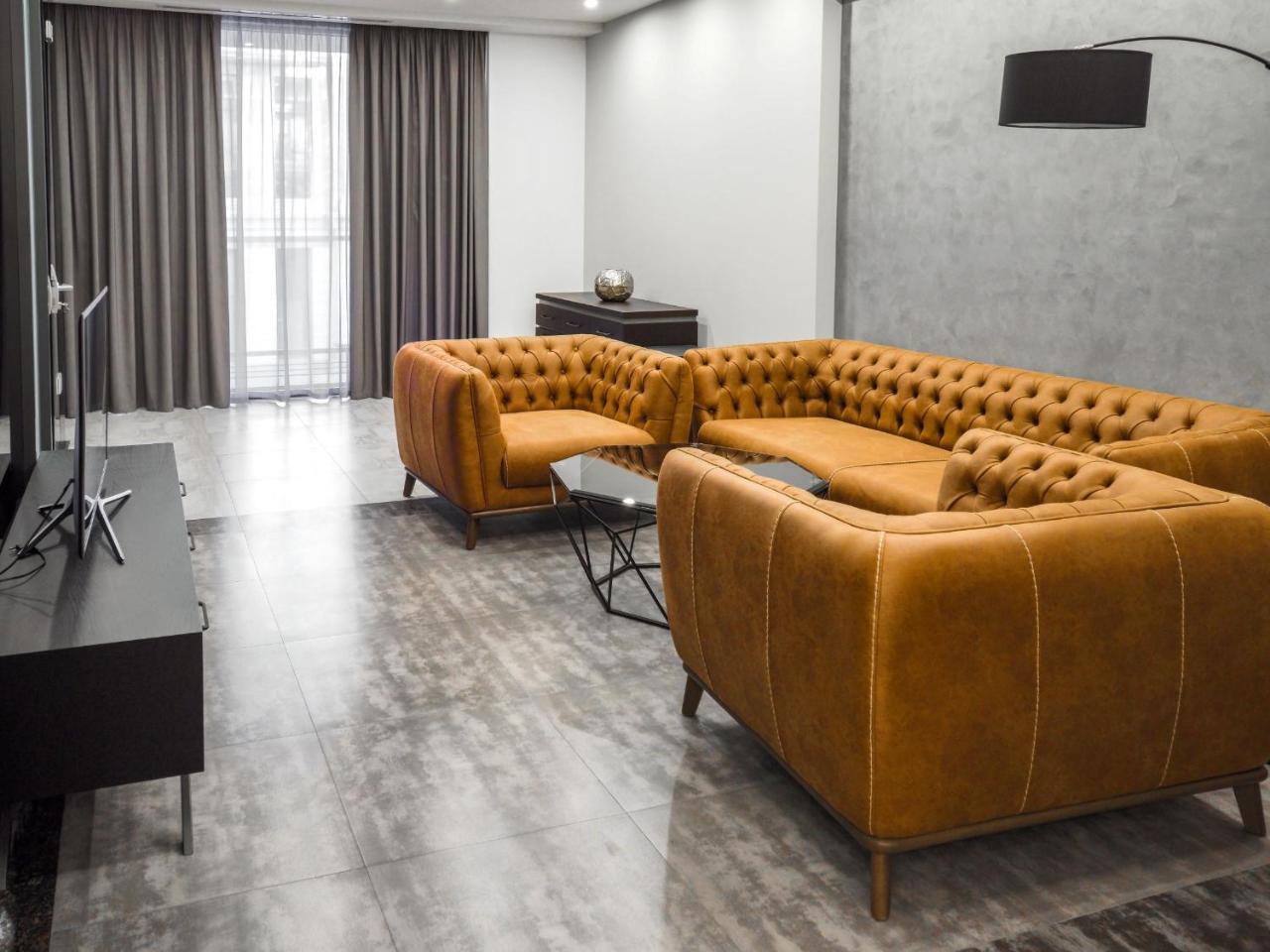 Aghababyan'S Hotel Yerevan Luaran gambar A 3D rendering of a living room