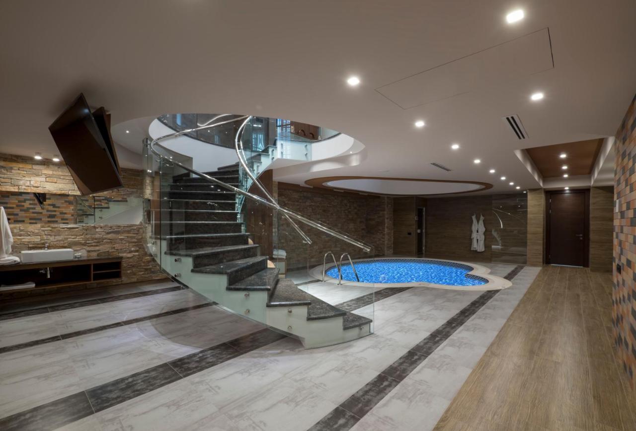 Aghababyan'S Hotel Yerevan Luaran gambar The interior of the hotel